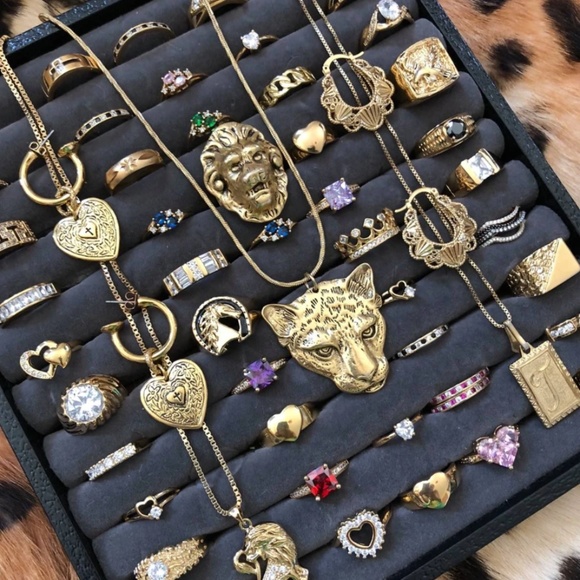 VANESSA MOONEY // gold jaguar necklace - Picture 4 of 7